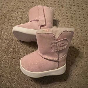 UGG Baby Keelan Sparkle Ankle Boot Size 0/1